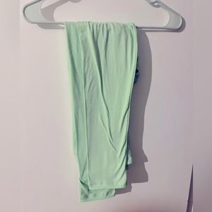 OS Lularoe mint leggings